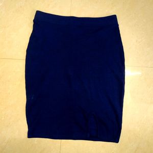 Mini pencil skirt