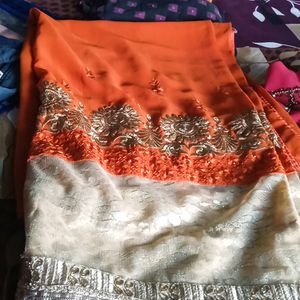 I Am Selling Saree