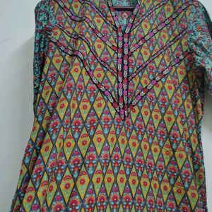 Printed Kameez With Churidar Pant Chiffon Dupatta