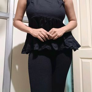 Black Sleeveless Top