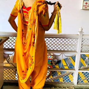 Kurta Set Haldi Function