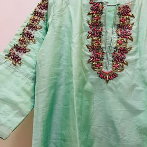 Heavy Handwork Kurti