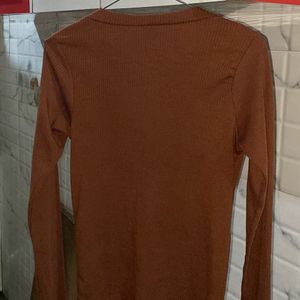 Cinnamon brown top