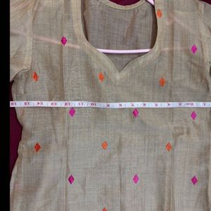 Elegant Phulkari Kurta