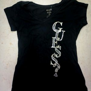 Y2k Guess V Neck Tshirt