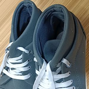 Grey Platform Sneakers With Flaws