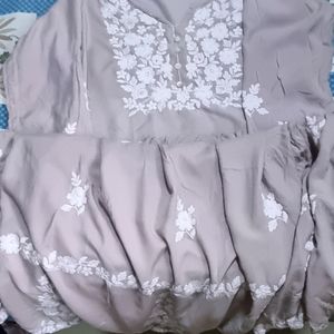 Lakhnawi Kurti