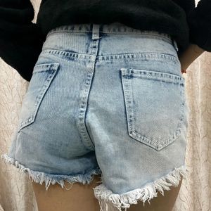 New unused URBANIC Solid Women Denim Shorts