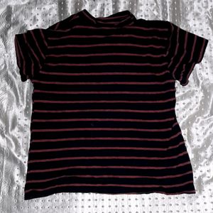 lined t shirt