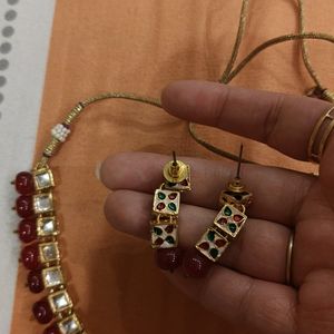 Kundan Set With Maroon Pearls