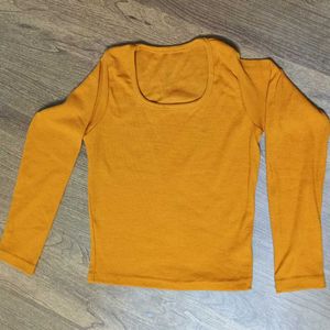 Long Sleeves Top