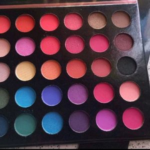 New/Unused 35 Different Colour Of Eyeshadow