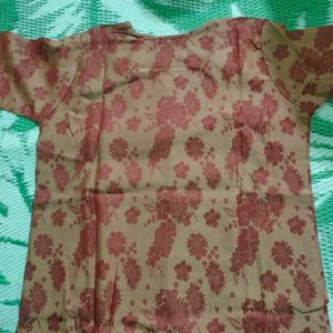 New Kurtis Purchased In Bulk Quantity From Mumbai