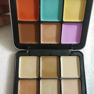 Mars Concealer Palette