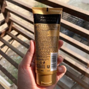 Lakme Glycolic Illuminate Facewash