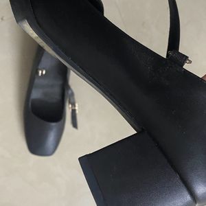 Black Vintage Leather Strap Heels