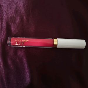 Myglamm Lipstick Shade Holmes