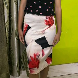 Pencil Skirt ( Floral)