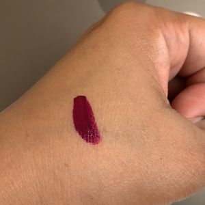 MYGLAMM Liquid Matte lipstick