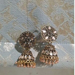 Jhumkas