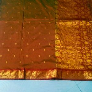 Maroon Colour Beautiful Pure Gadwal Saree