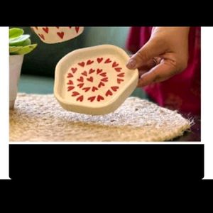 6 Heart Printed Saucer