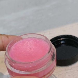 Strawberry Lipbalm