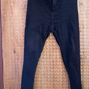 Skinny Fit Black Jeans