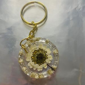 Resin Flower Keychain! Customisable