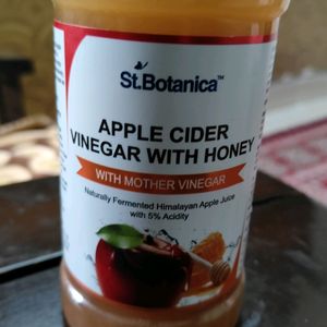 St. Botanica Apple cider Vinegar With Mother