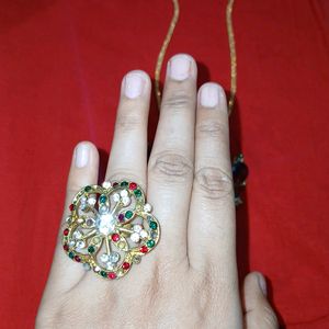 Beautifull Antique Set With Ring