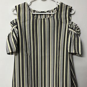 Elegant Cut shoulder striped top