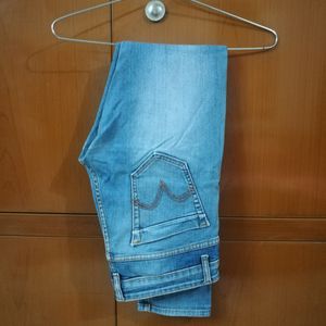 One Sided Rugged Jeans