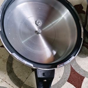 7.5"Presar Cooker Aluminum