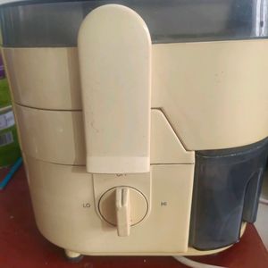 TVs supreme juicer/cutter....................