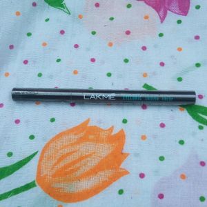 30₹off Lakme Eyeconic Pen Liner