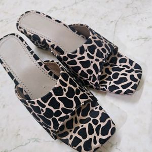 !!!PRICE DROP !!! Animal Print Heels - Never Worn