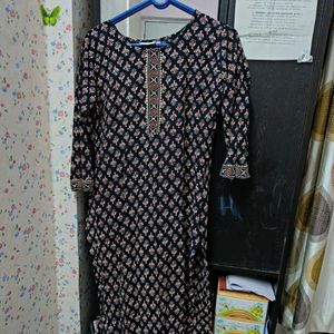 Black Pure Cotton Floral Kurta