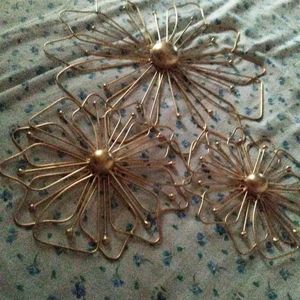 3 Flower Metal Gold Wall Decor