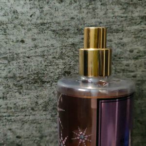 Victoria Secret Glittering Iris Body Mist