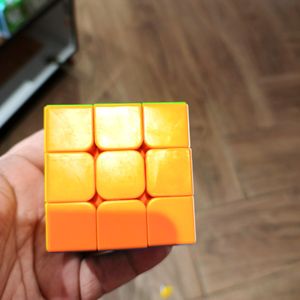 Cube Puzzle Each