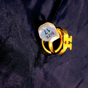 A ring that never fades. H Letter