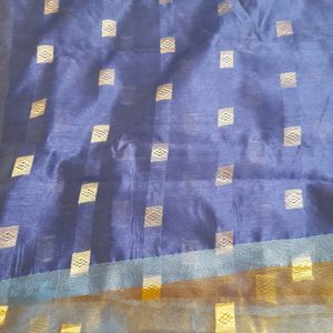 Peacock Blue Grand Saree with Contrast Blouse