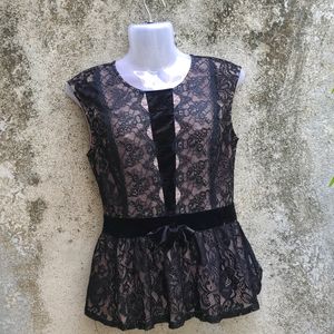 42R. CUTE NET MINI TOP