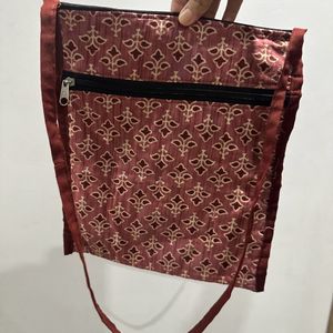 Aajrakh Printed Design Combo Purse & Handbag