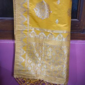 Yellow Banarasi Dupatta
