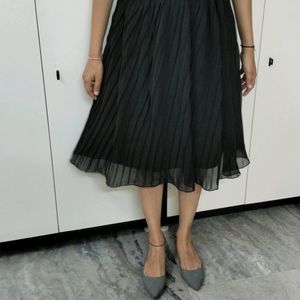 Black Flared Knee Length Skirt