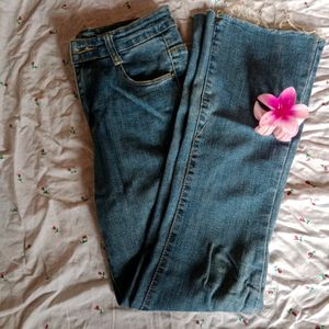 High Waisted Jeans