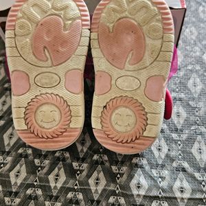 Cutewalk By BABYHUG casual Shoes