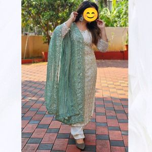 Heavy Embroidery Pakastani Suit(Mint Green Colour)